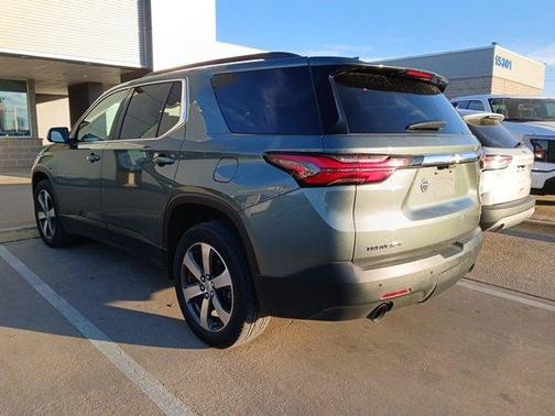 2022 Chevrolet Traverse LT Leather
