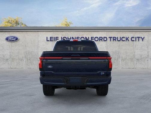 2025 Ford F-150 Lightning LARIAT