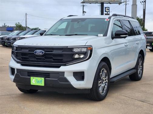 Space Silver 2026 Ford Expedition Active