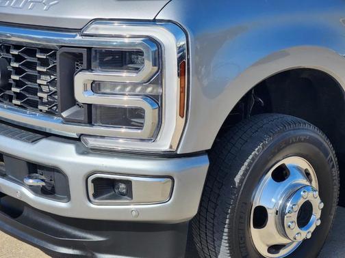 Iconic Silver 2024 Ford F-350 Platinum