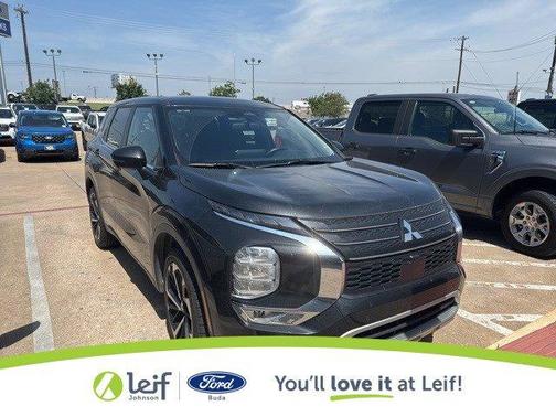 2024 Mitsubishi Outlander SE