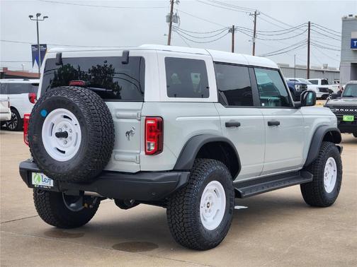 Avalanche Gray 2026 Ford Bronco Heritage Edition