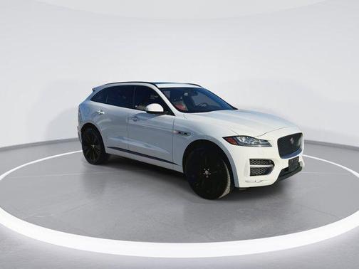 2018 Jaguar F-PACE 35t R-Sport