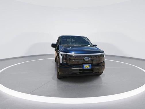 2023 Ford F-150 Lightning Platinum