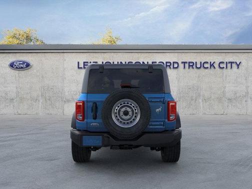 2025 Ford Bronco Base