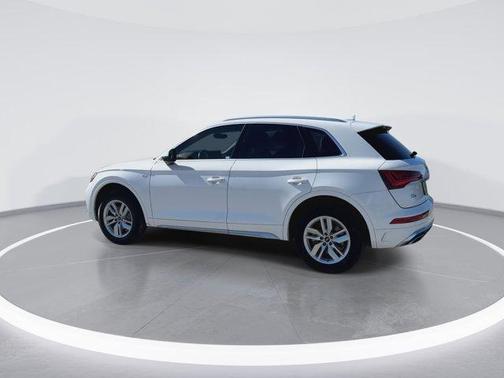 2022 Audi Q5 45 S line quattro Premium