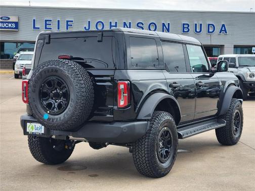 Shadow Black 2026 Ford Bronco Outer Banks