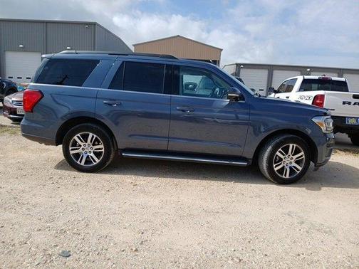 2022 Ford Expedition XLT