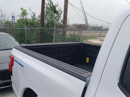 Oxford White 2022 Ford F-150 Lightning Pro