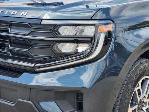 Stone Blue Metallic 2026 Ford Expedition Active