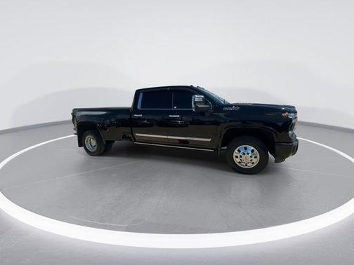 2025 Chevrolet Silverado 3500 High Country