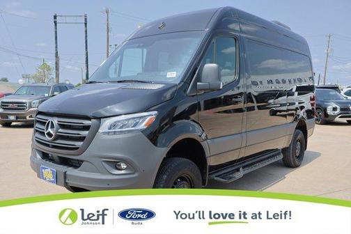 2023 Mercedes-Benz Sprinter 2500 144 WB Standard Roof Passenger