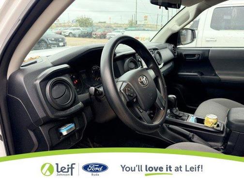 2016 Toyota Tacoma SR