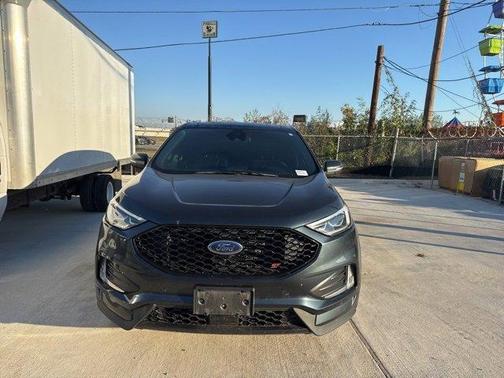 2022 Ford Edge ST