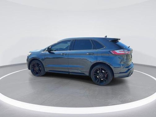 2022 Ford Edge ST