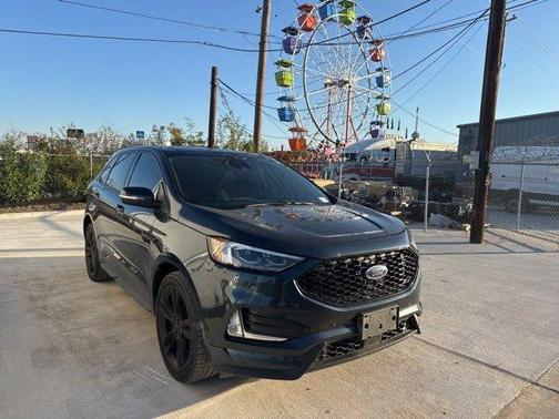 2022 Ford Edge ST