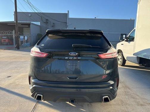 2022 Ford Edge ST