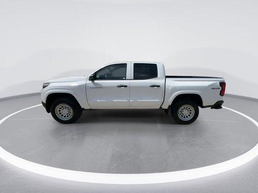 2024 Chevrolet Colorado WT