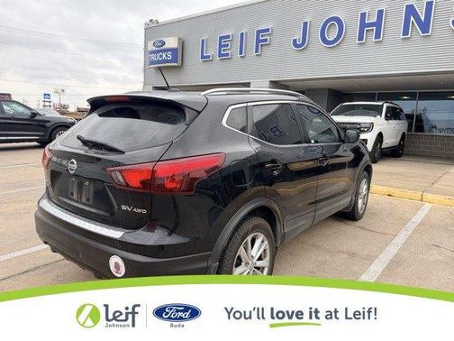 2018 Nissan Rogue Sport SV