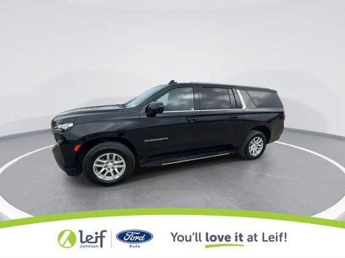 2023 Chevrolet Suburban LT