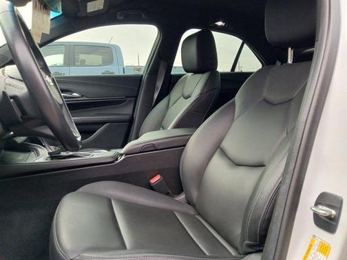 2023 Cadillac CT4 Luxury