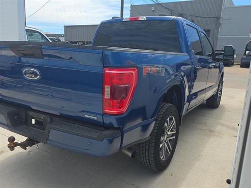 Atlas Blue 2022 Ford F-150 XL