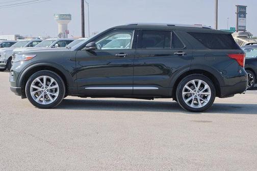 2022 Ford Explorer Platinum