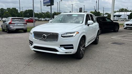 2025 Volvo XC90 B6 Plus 7-Seater