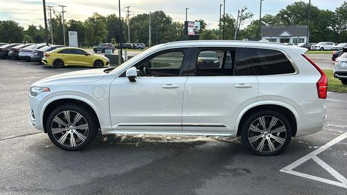 Crystal White 2025 Volvo XC90 Plug-In Hybrid T8 Plus