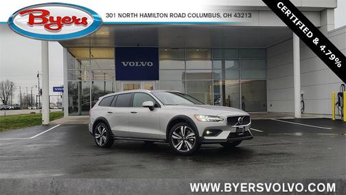 2025 Volvo V60 Cross Country B5 Plus