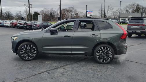 2026 Volvo XC60 B5 Ultra