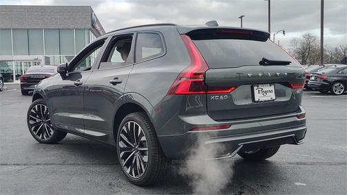 2026 Volvo XC60 B5 Ultra