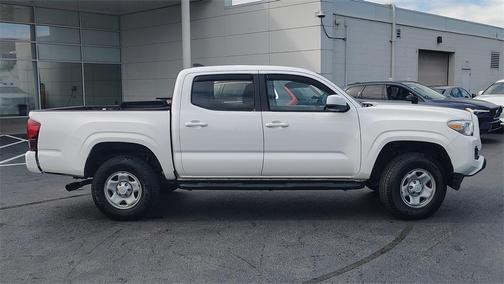 2019 Toyota Tacoma SR