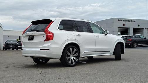2025 Volvo XC90 Plug-In Hybrid T8 Ultra