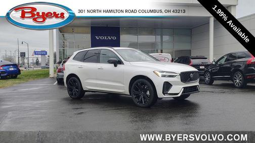 Crystal White Metallic 2026 Volvo XC60 B5 Ultra Black Edition