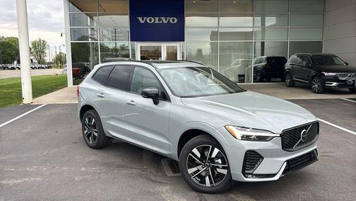 Vapour Grey Metallic 2026 Volvo XC60 B5 Core