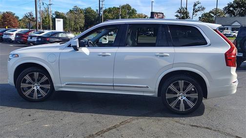 2024 Volvo XC90 Recharge Plug-In Hybrid T8 Plus 6 Passenger
