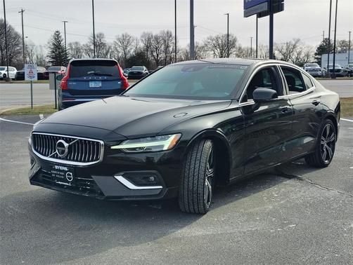 2022 Volvo S60 T5
