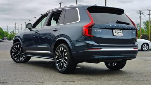 2025 Volvo XC90 B6 Plus 7-Seater