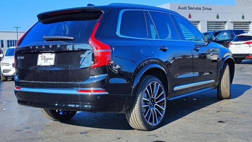2026 Volvo XC90 B6 Plus 7-Seater