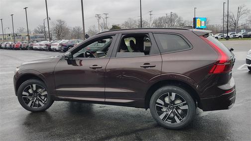 2026 Volvo XC60 B5 Plus