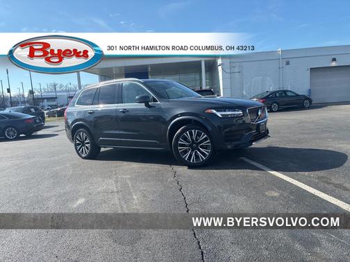 2022 Volvo XC90 T5 Momentum