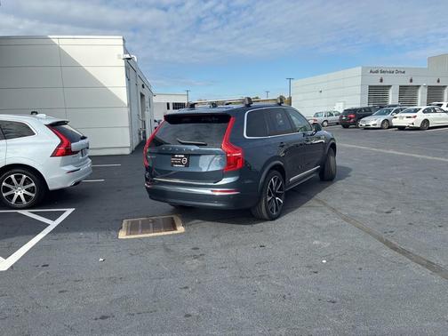 2023 Volvo XC90 B6 Plus 6-Seater