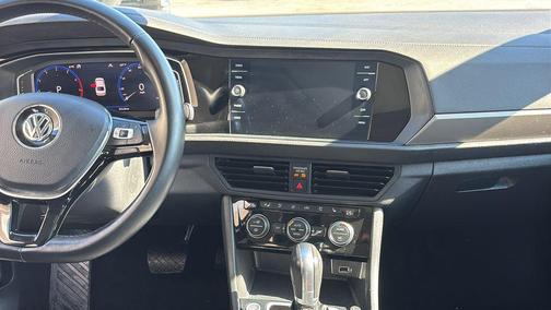 Pure White 2019 Volkswagen Jetta 1.4T SEL Premium