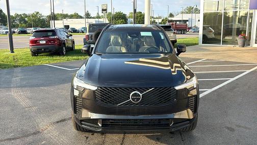 Onyx Black Metallic 2026 Volvo XC90 B6 Ultra