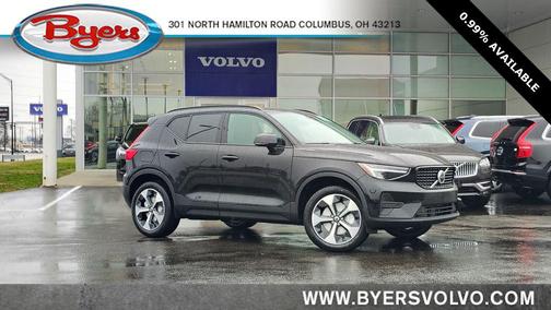 2026 Volvo XC40 B5 Core