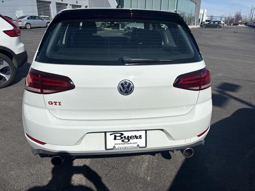 2021 Volkswagen Golf GTI 2.0T S DSG