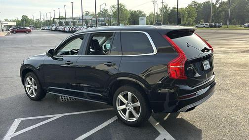 Onyx Black Metallic 2021 Volvo XC90 T6 Momentum