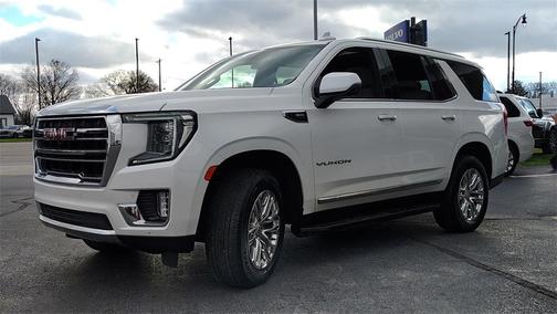 2023 GMC Yukon SLT