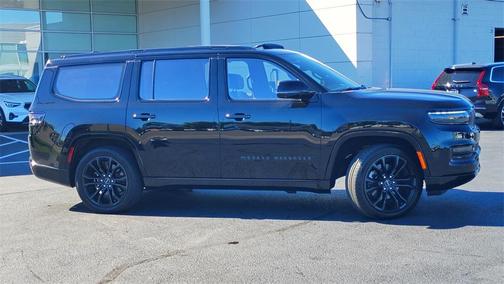 2022 Jeep Grand Wagoneer Series II